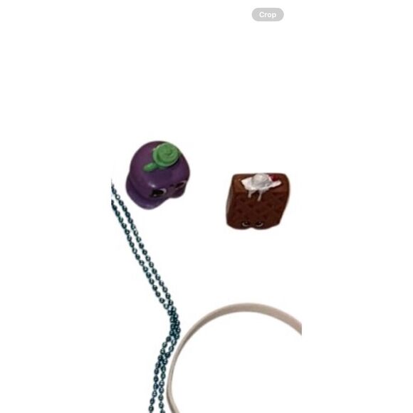 Shopkins Multicolor The Secret Shopkin Paperback Story Book Jewelry Set & Toys - Picture 4 of 7